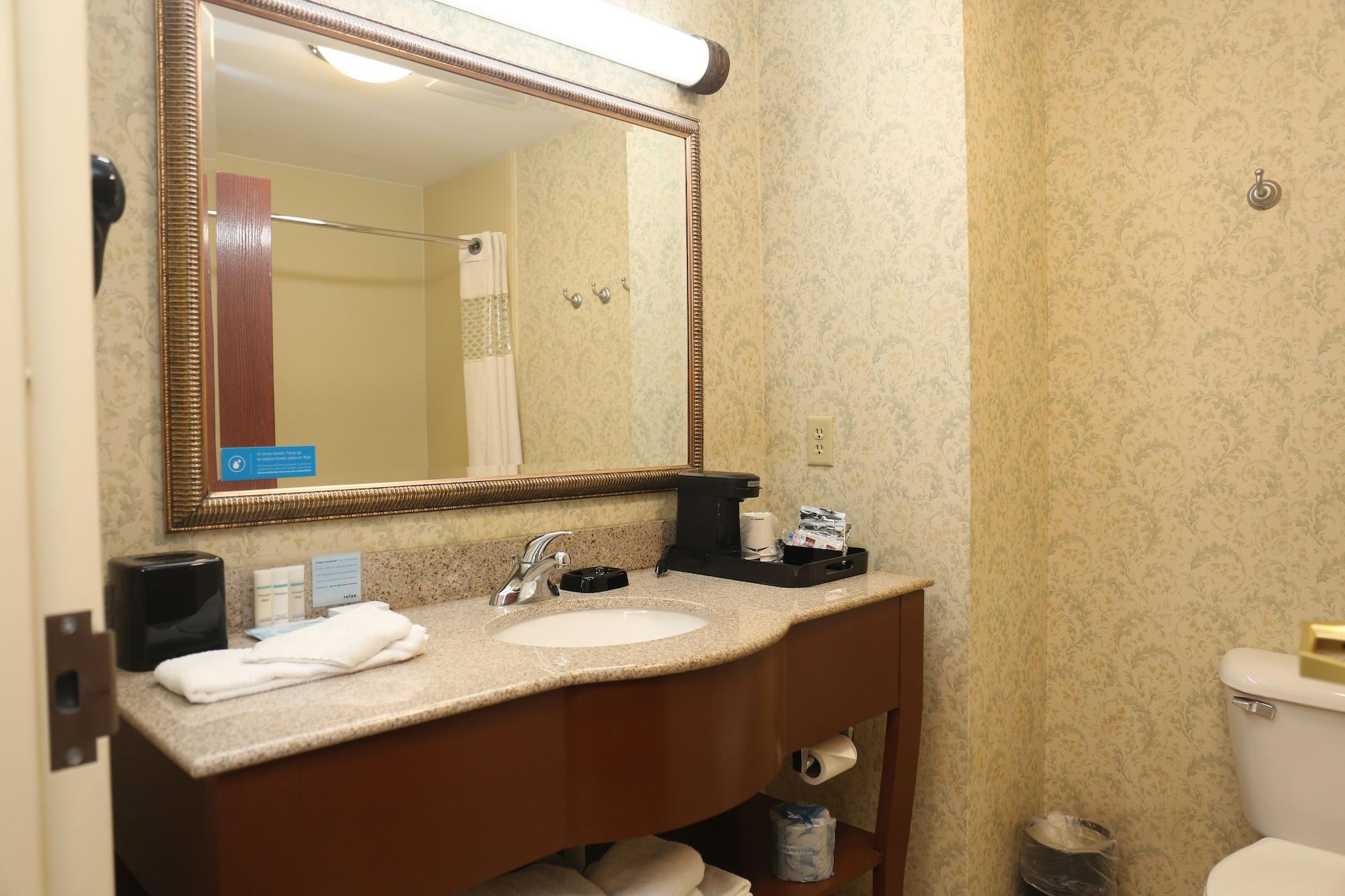 Hampton Inn מנינג מראה חיצוני תמונה