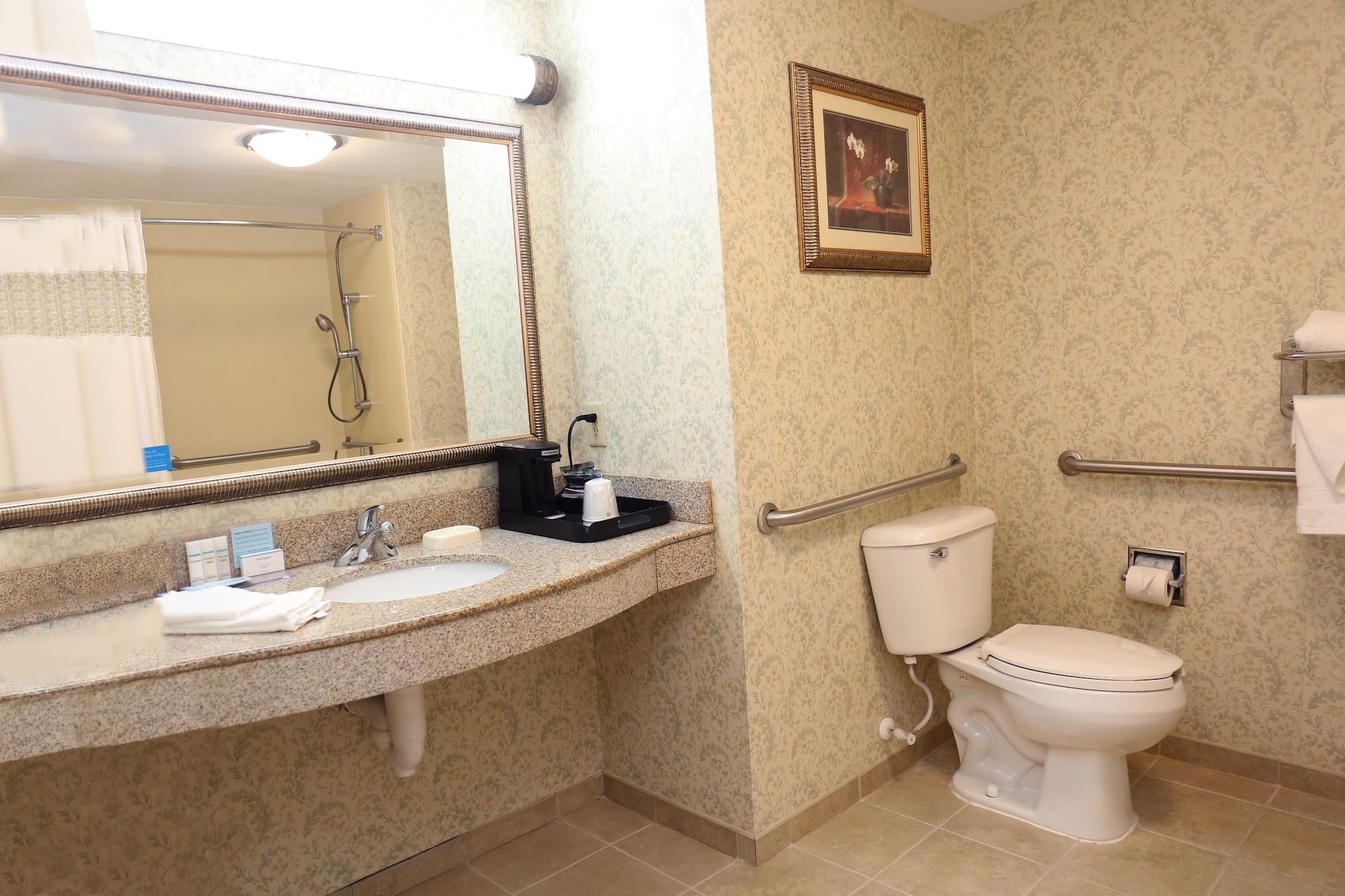 Hampton Inn מנינג מראה חיצוני תמונה