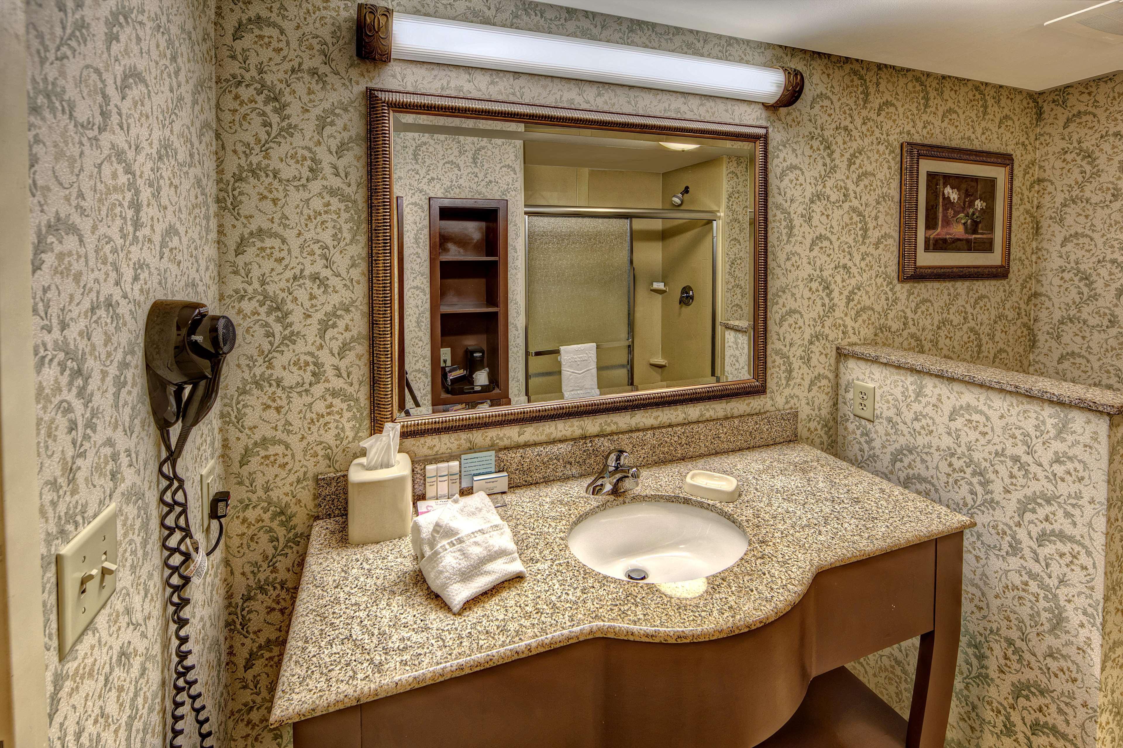 Hampton Inn מנינג מראה חיצוני תמונה