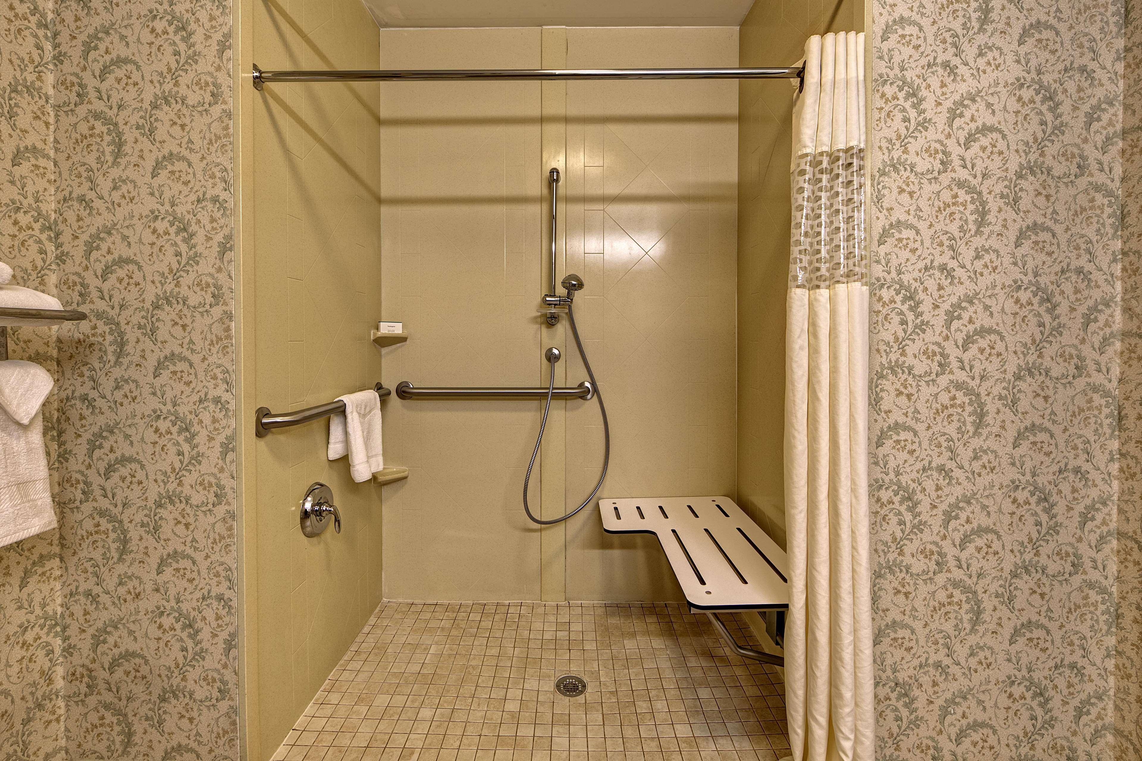Hampton Inn מנינג מראה חיצוני תמונה