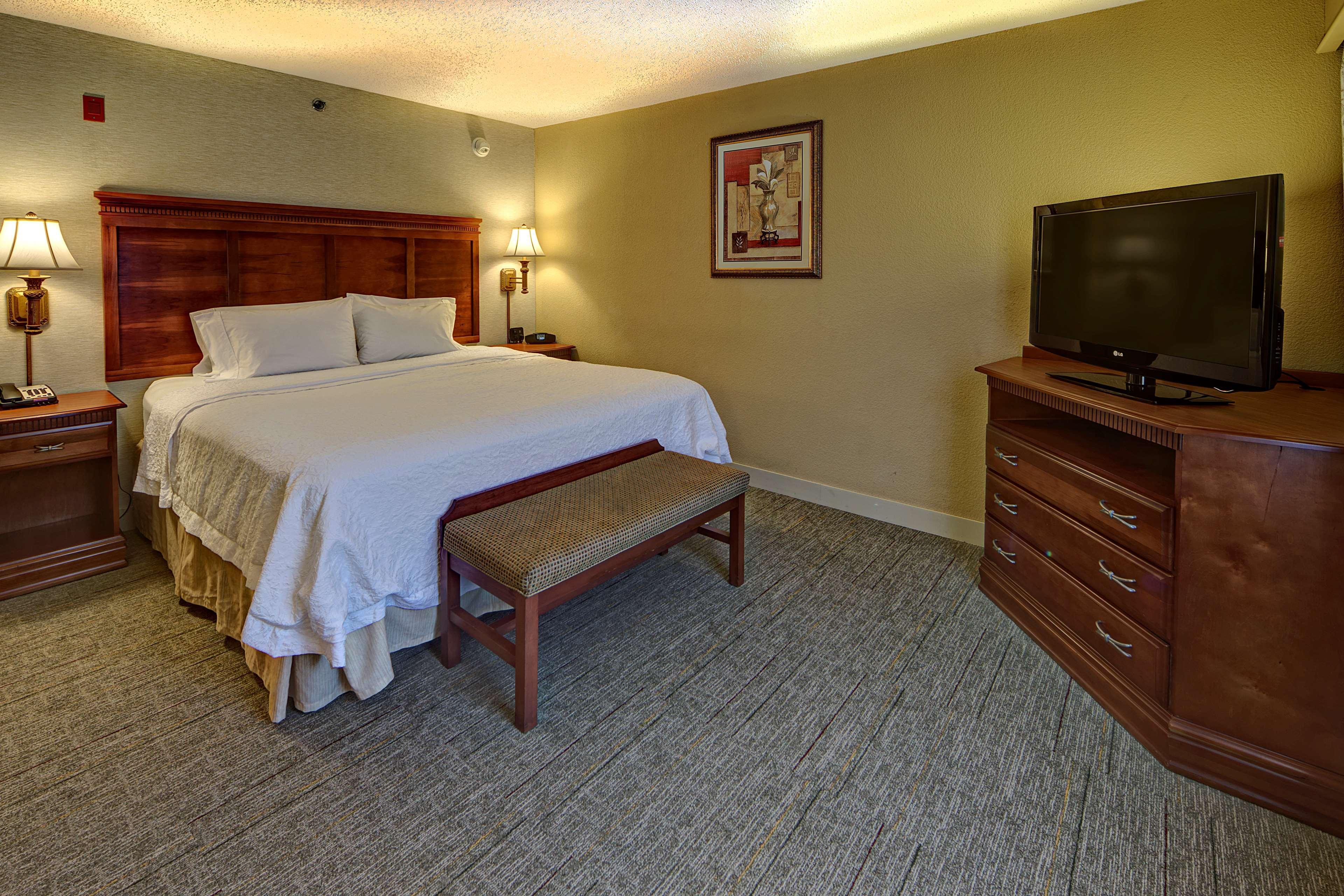 Hampton Inn מנינג מראה חיצוני תמונה