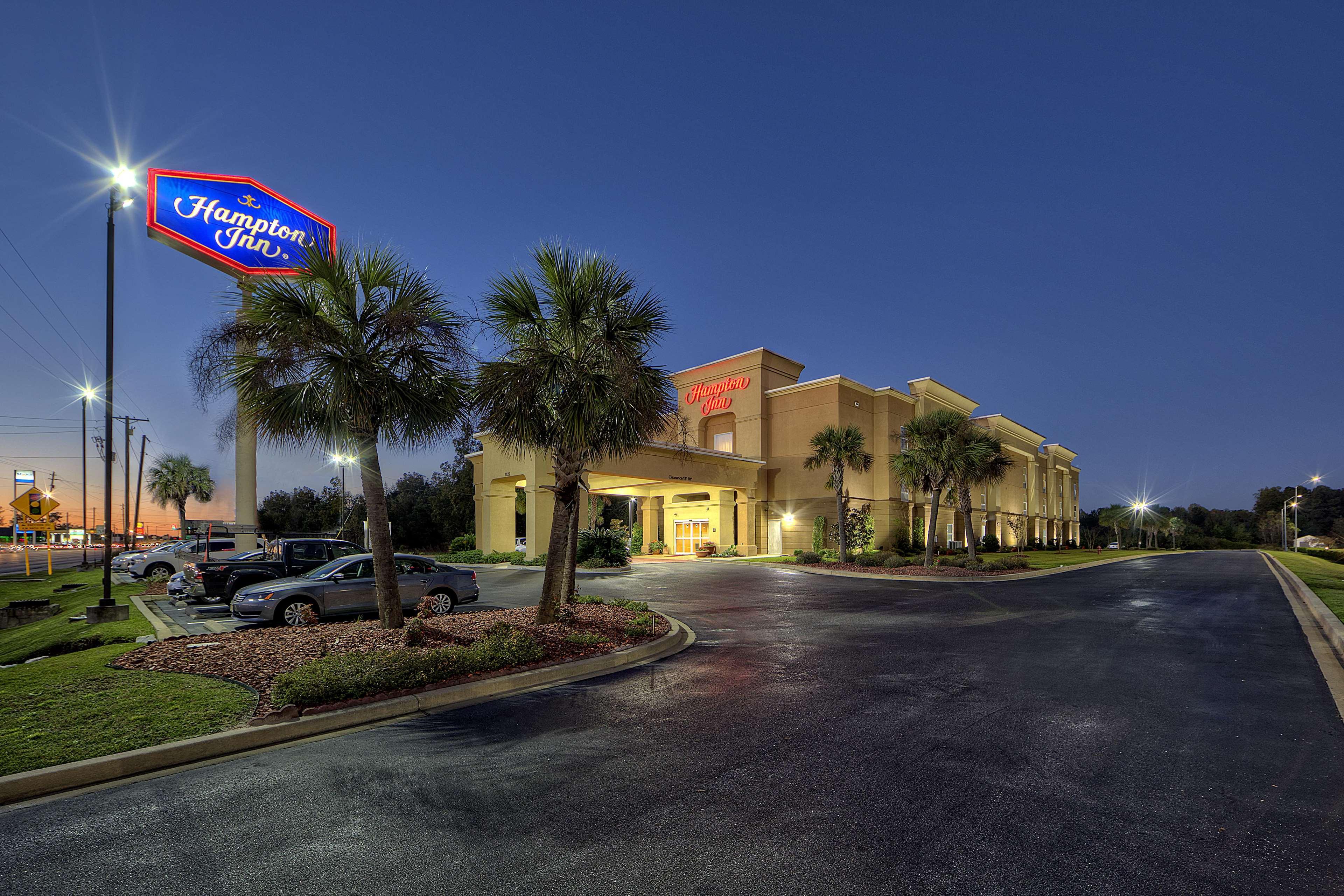 Hampton Inn מנינג מראה חיצוני תמונה