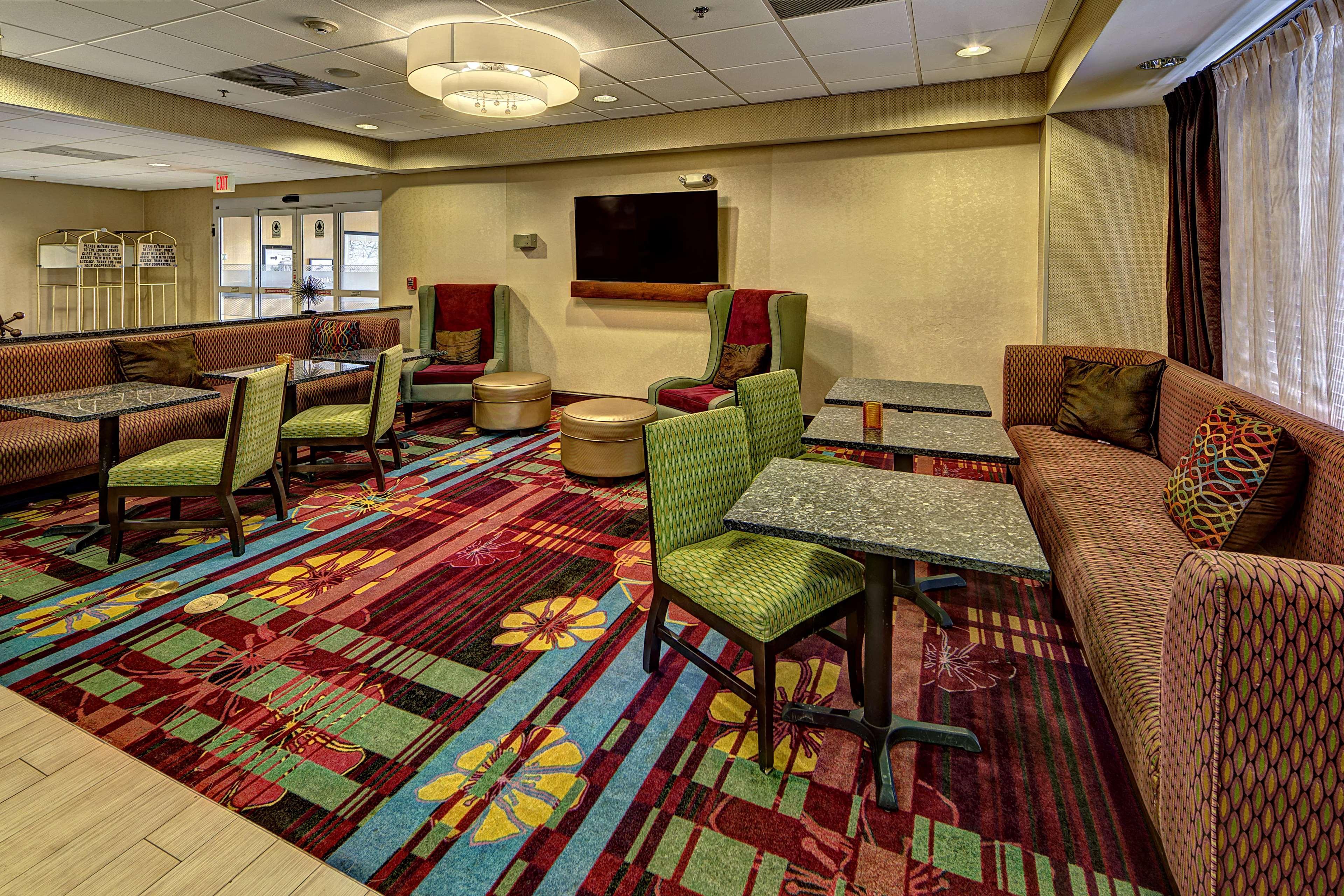 Hampton Inn מנינג מראה חיצוני תמונה