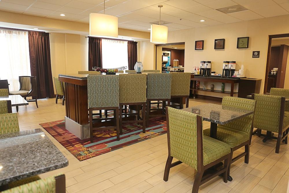 Hampton Inn מנינג מראה חיצוני תמונה