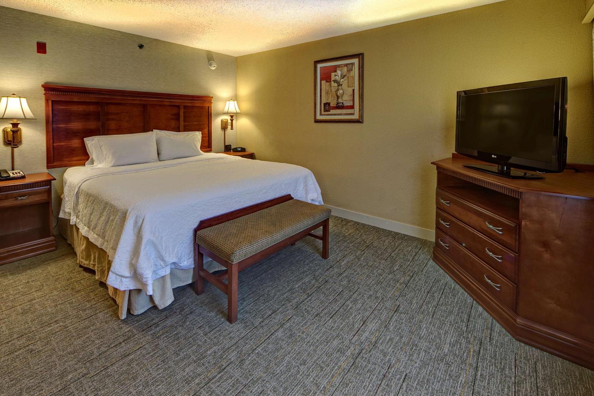 Hampton Inn מנינג מראה חיצוני תמונה